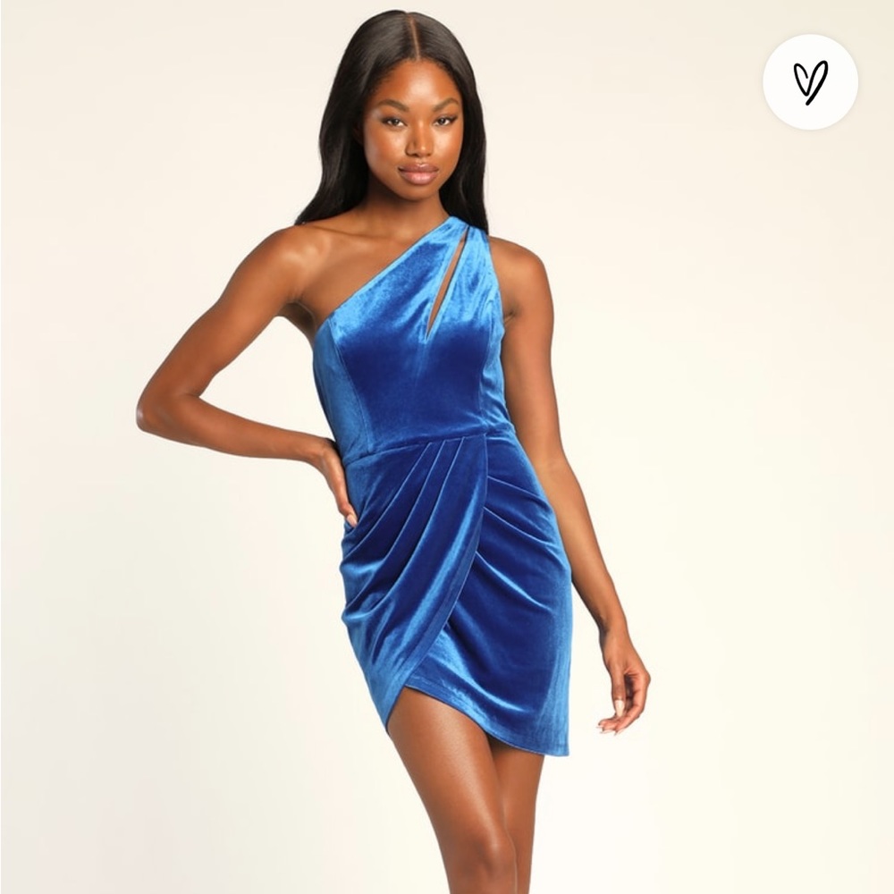 Lulus blue velvet dress